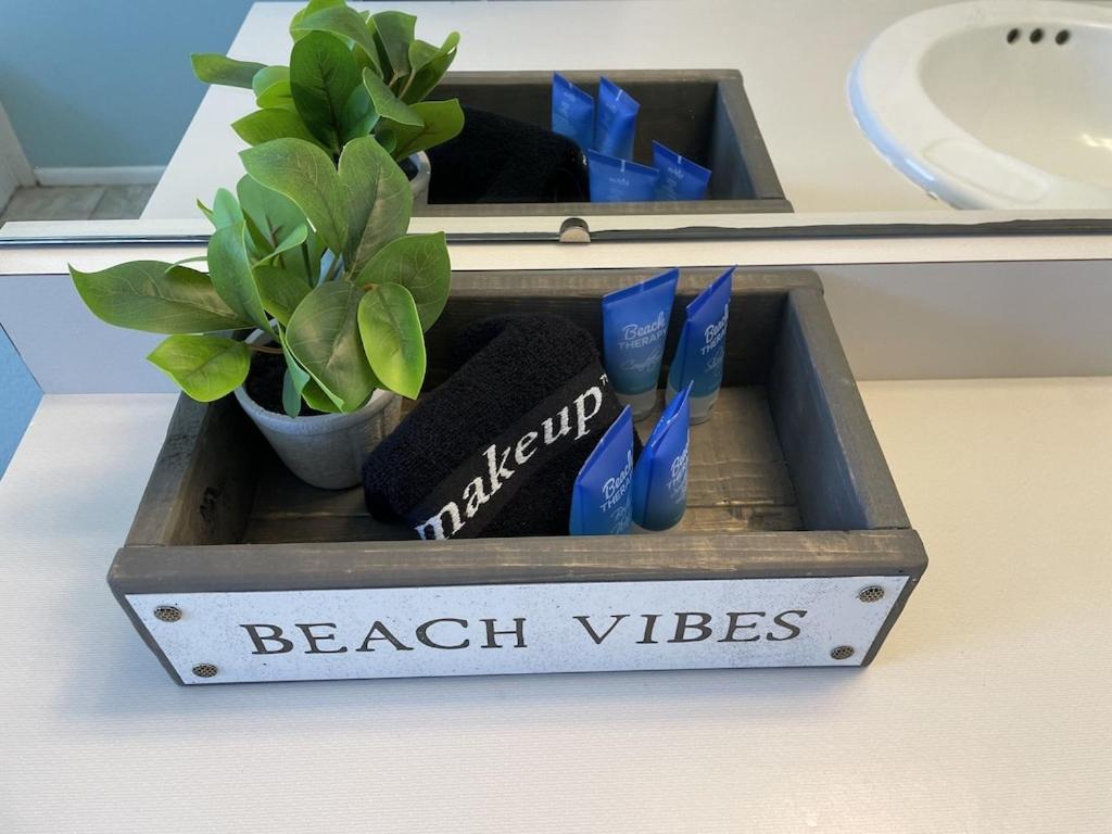 Escape To An Island Adventure! Free Bikes & Beach Items آنا ماريا المظهر الخارجي الصورة